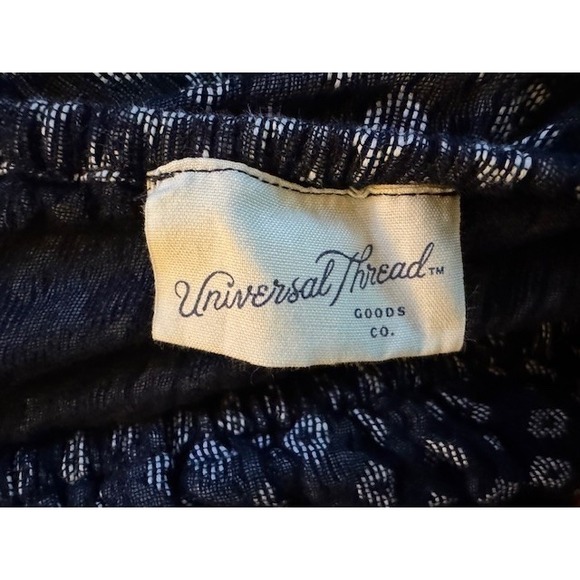 Universal Thread Women's Puff Sleeve Blouse Size XS - Picture 5 of 6